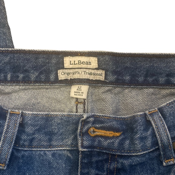 L.L.Bean 12R. -5 - Picture 2 of 2